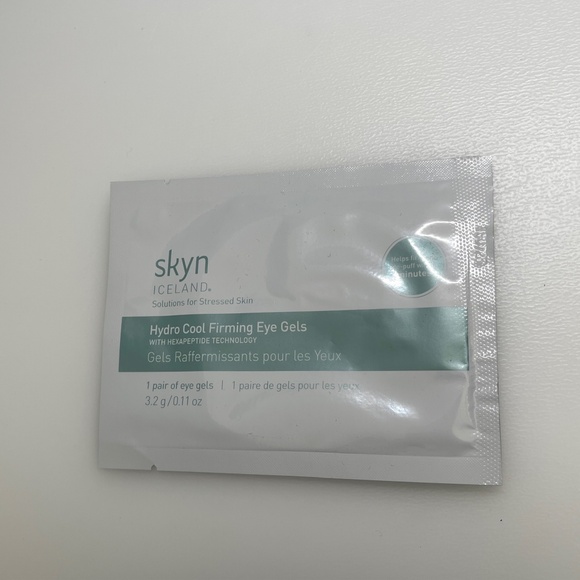 NEW Skyn Iceland hydro cool firming eye gels 3.2g - Picture 1 of 2